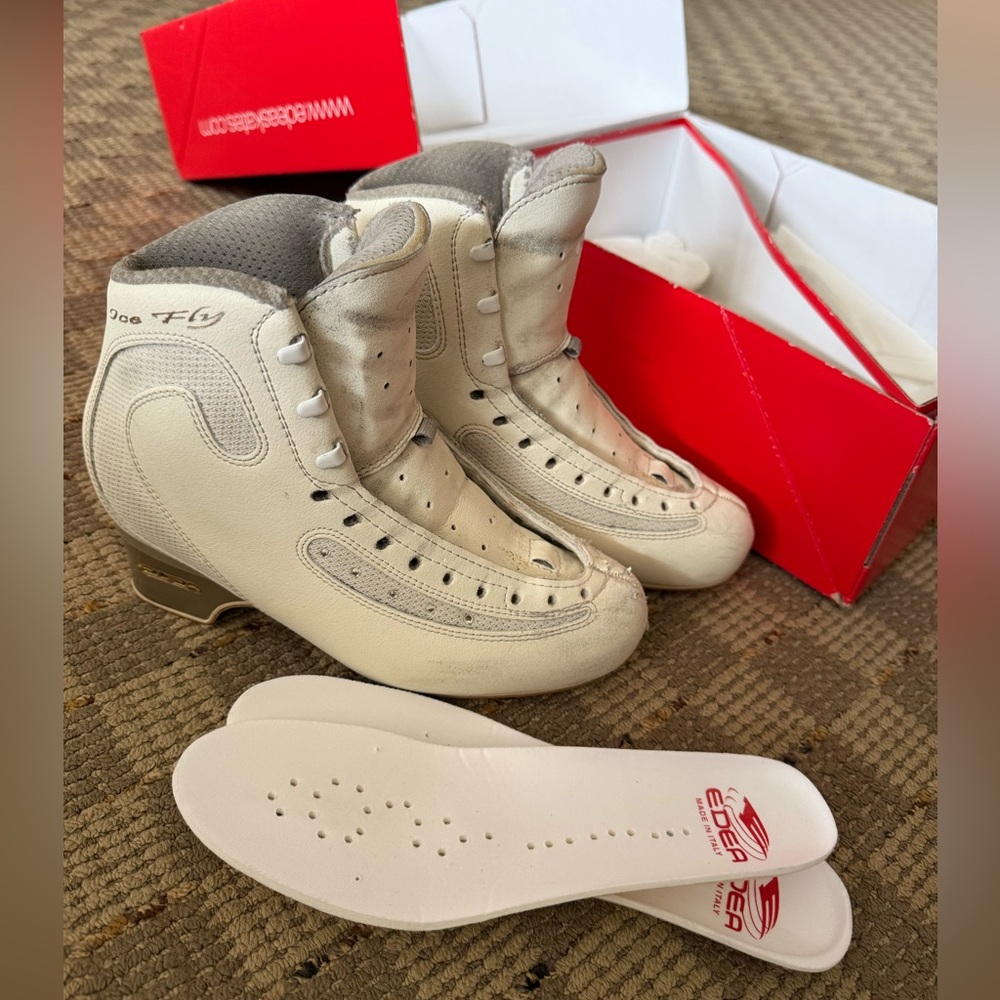 Edea Ice Fly Ice Skates 250B